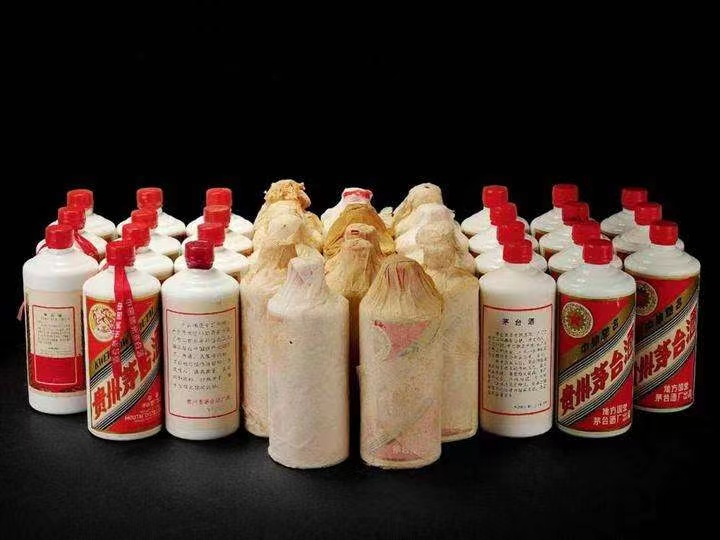 木棠镇日照岚山回收酒价格哪里回收(附近上门回收茅台酒）?